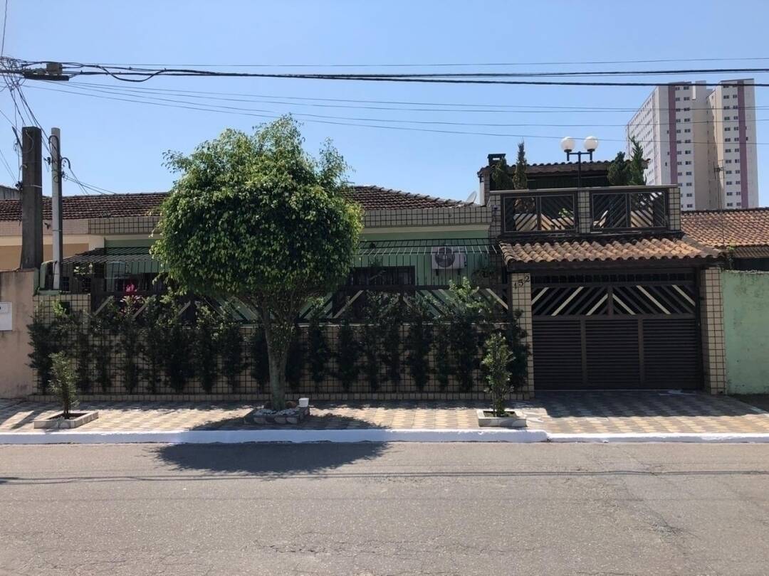 #3516 - Casa para Venda em Praia Grande - SP