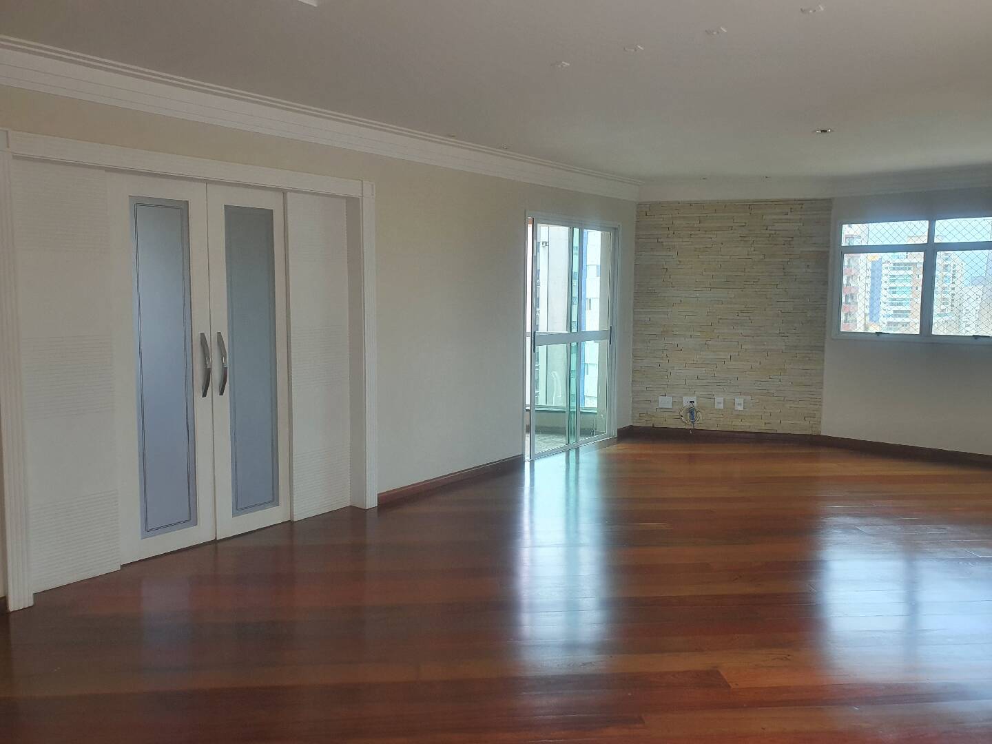 #3669 - Apartamento para Venda em Santos - SP