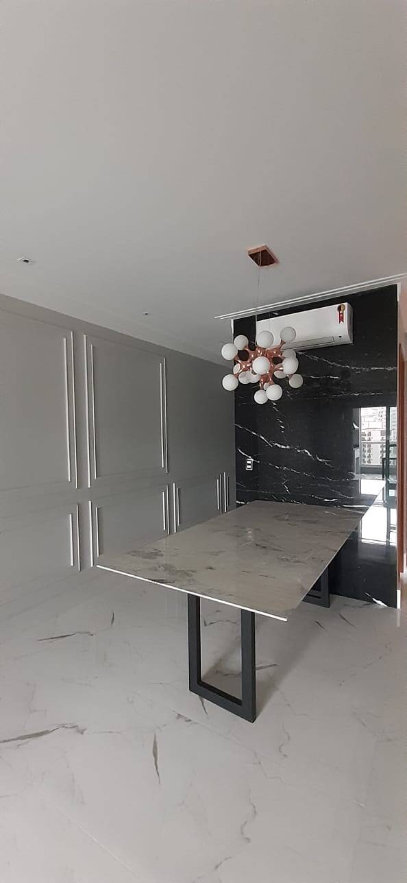 #3739 - Apartamento para Venda em Santos - SP