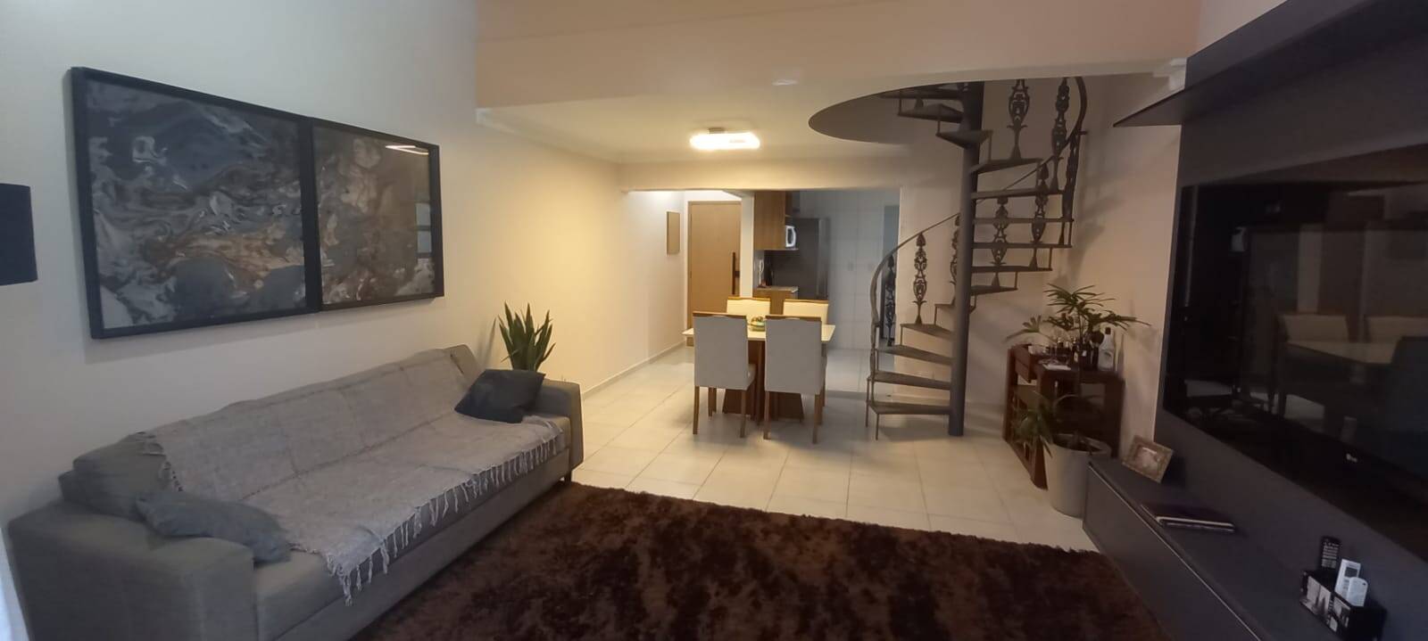 #3745 - Apartamento para Venda em Santos - SP