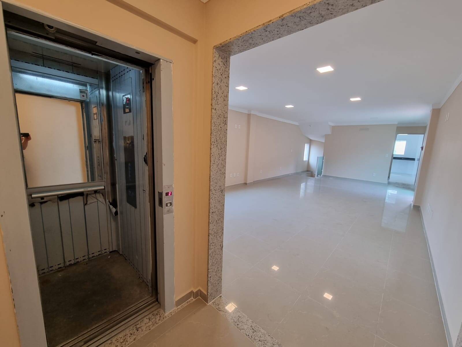 #3849 - Casa para Venda em Santos - SP