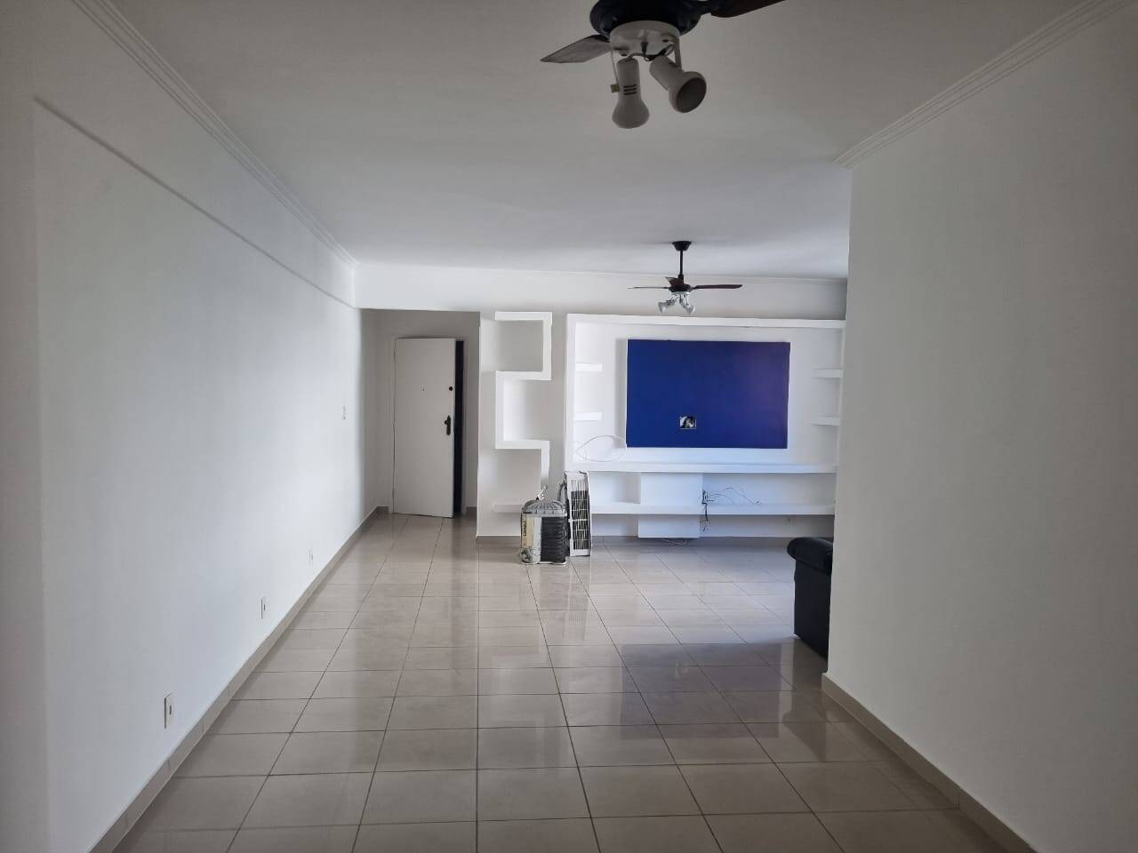 #4002 - Apartamento para Venda em Santos - SP