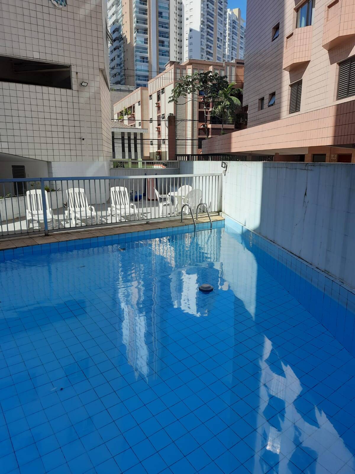 #3905 - Apartamento para Venda em Santos - SP