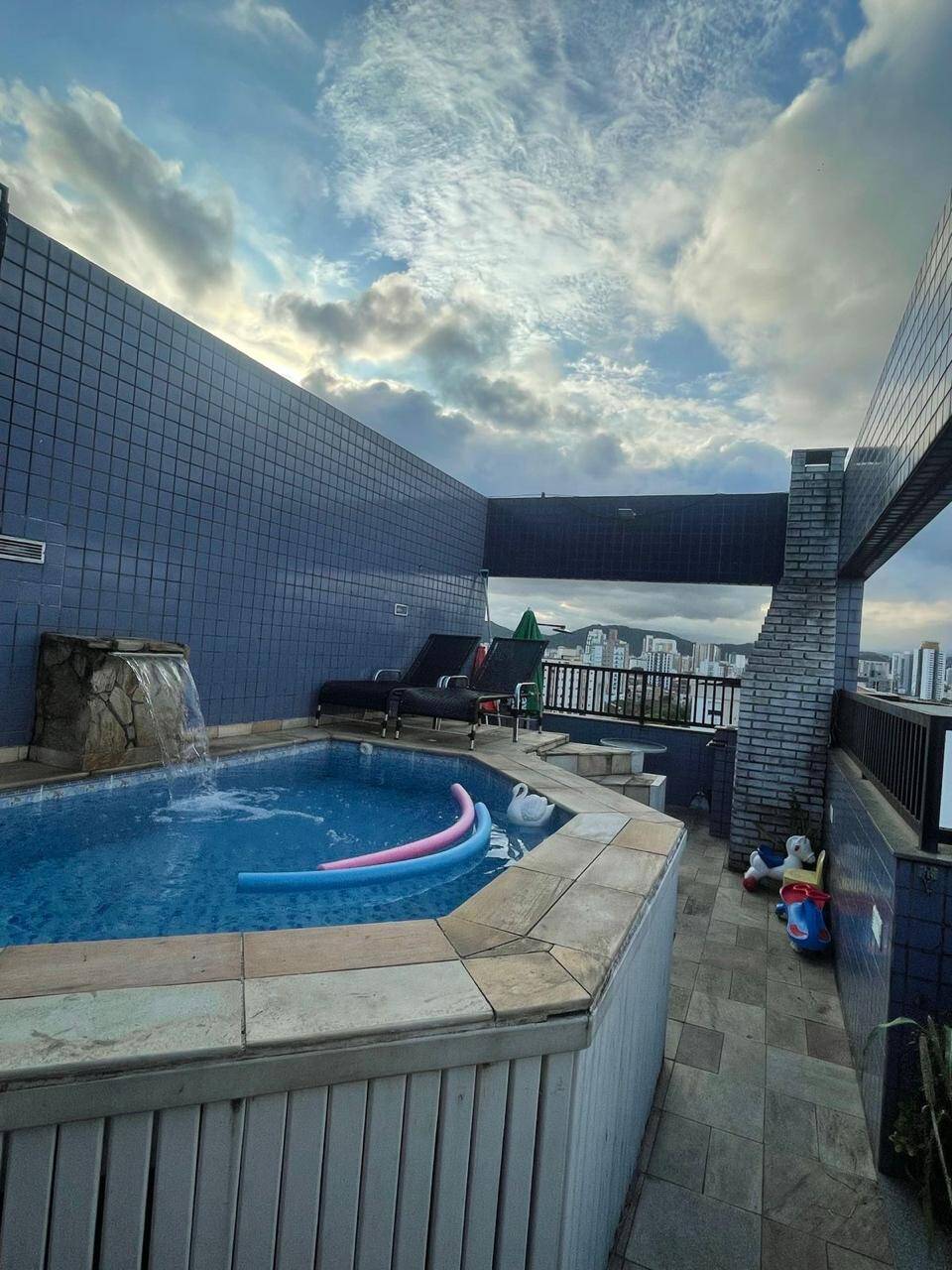 #4115 - Apartamento para Venda em Santos - SP