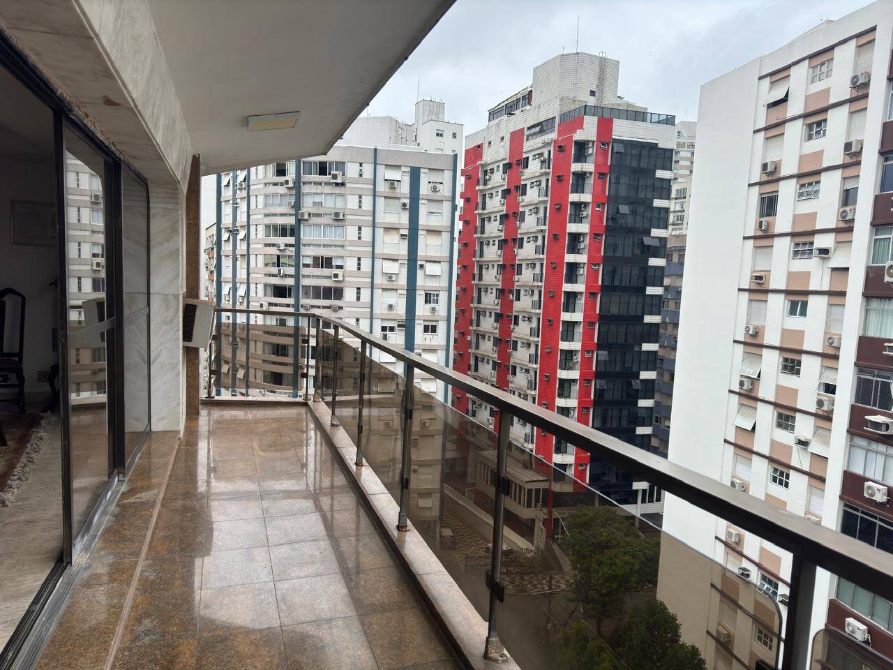 #4159 - Apartamento para Venda em Santos - SP