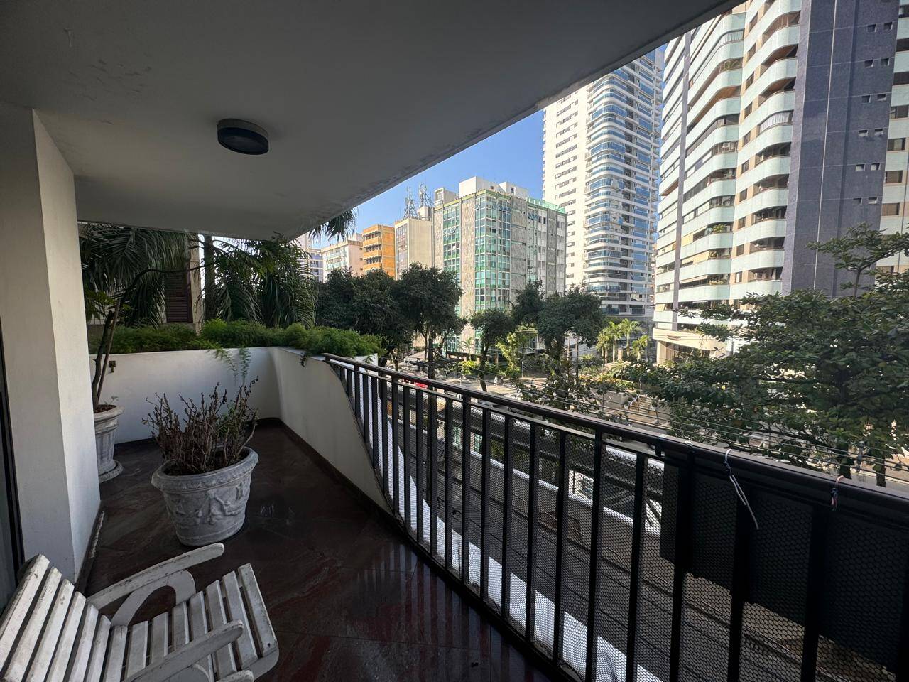 #4163 - Apartamento para Venda em Santos - SP