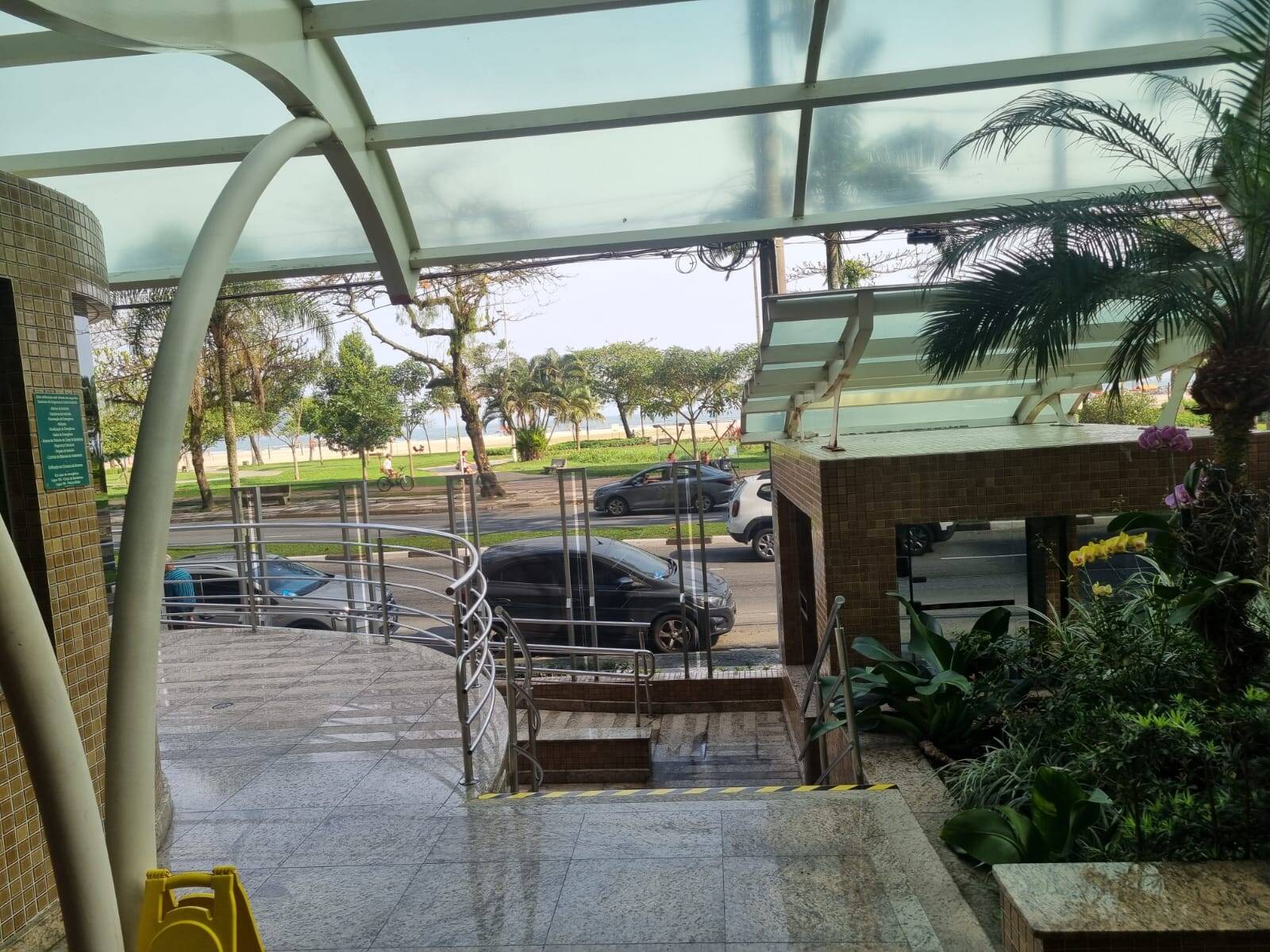#4188 - Apartamento para Venda em Santos - SP