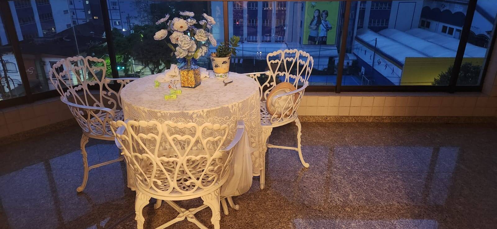 #4199 - Apartamento para Venda em Santos - SP