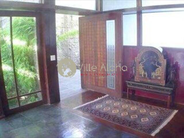 #703 - Sobrado para Venda em Curitiba - PR