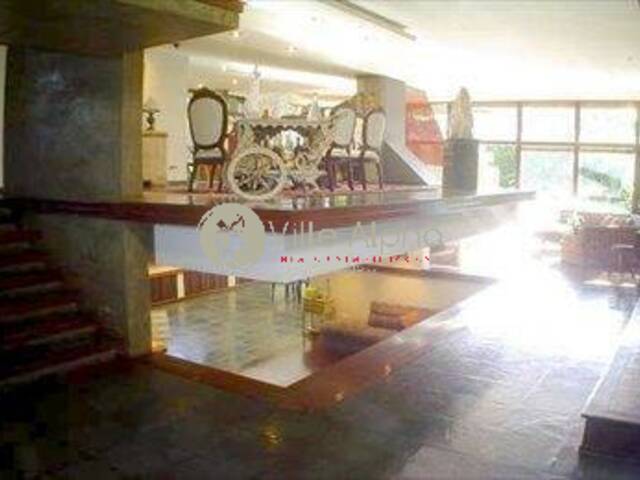 #703 - Sobrado para Venda em Curitiba - PR