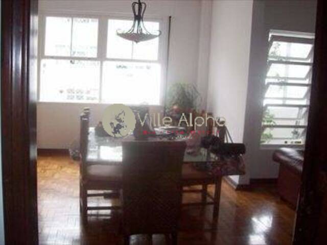 Apartamento para Venda em Santos - 2