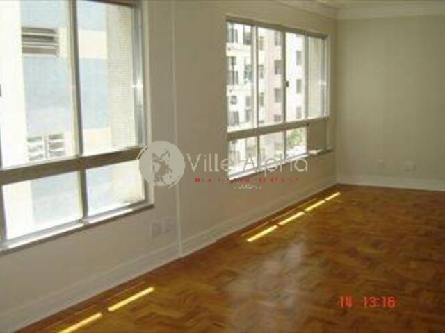 Apartamento para Venda em Santos - 2