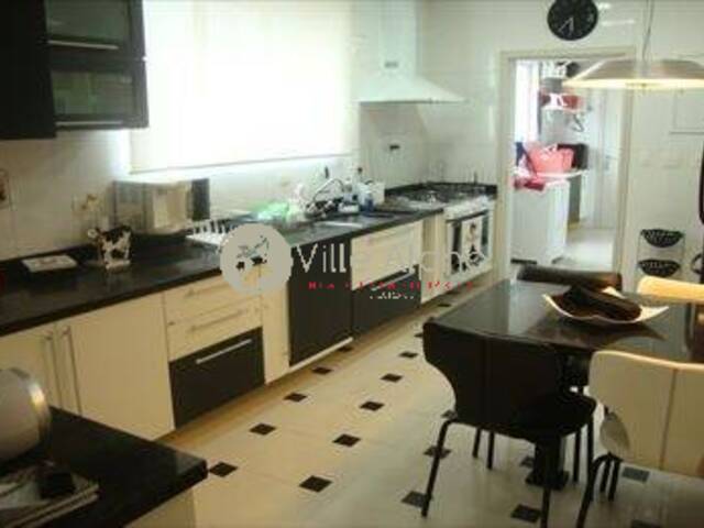 Apartamento para Venda em Santos - 3