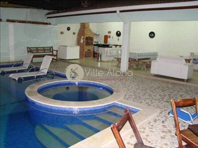 Sobrado para Venda em Santos - 4