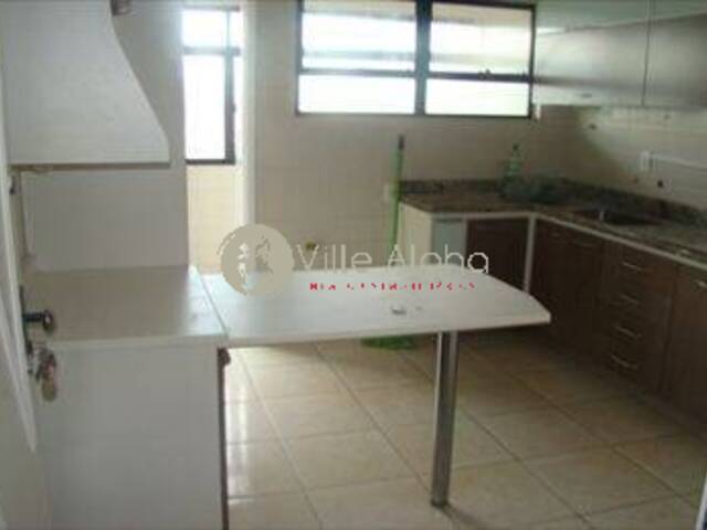 Apartamento para Venda em Santos - 2