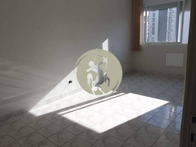 Apartamento para Venda em Santos - 5