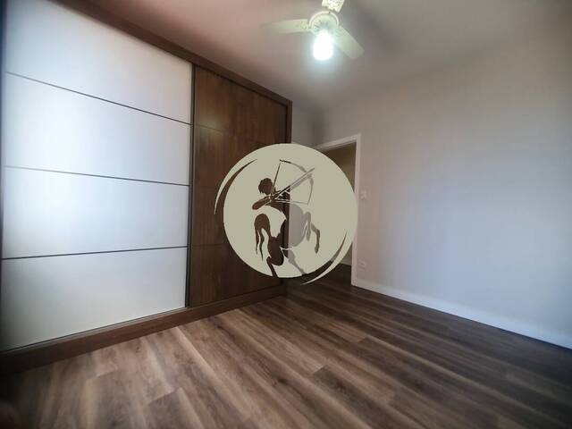 Apartamento para Venda em Santos - 2