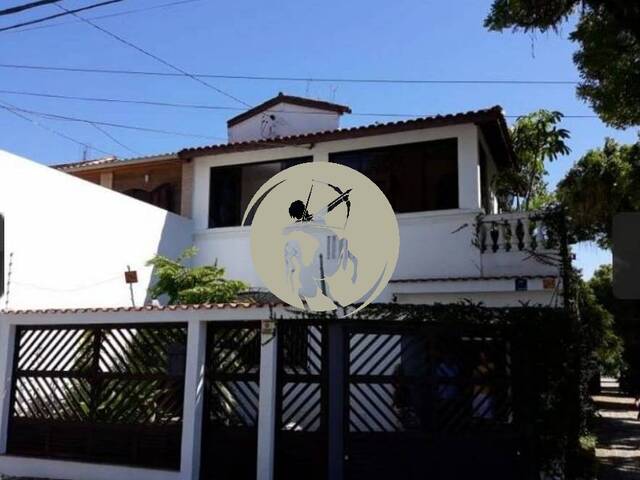 Sobrado para Venda em Santos - 2