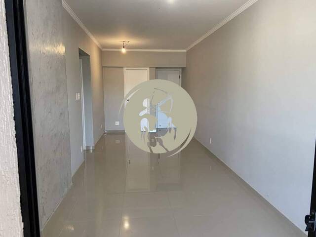 Apartamento para Venda em Santos - 3