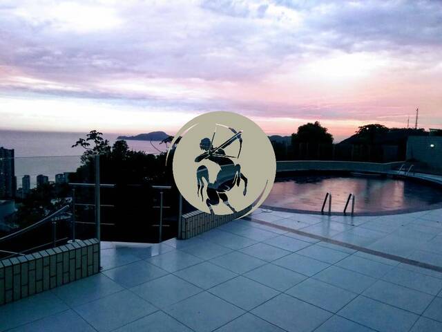 #3760 - Casa para Venda em Santos - SP