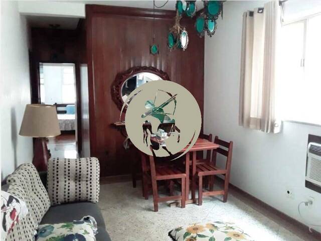#3821 - Apartamento para Venda em Santos - SP