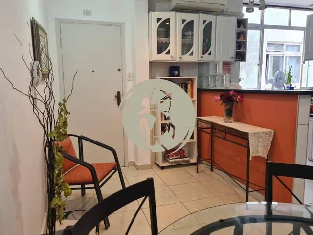 #3844 - Apartamento para Venda em Santos - SP