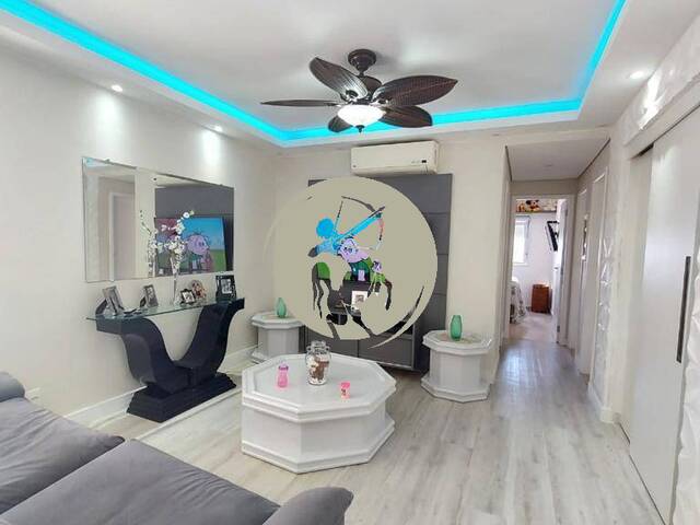 #3845 - Apartamento para Venda em Santos - SP