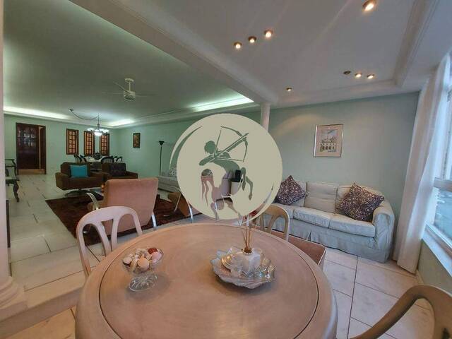 #3863 - Apartamento para Venda em Santos - SP