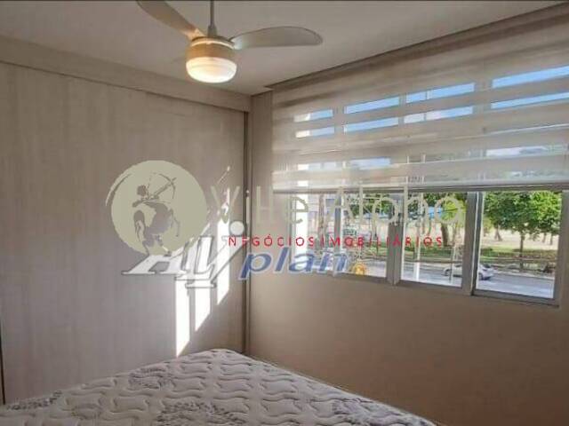 Apartamento para Venda em Santos - 4