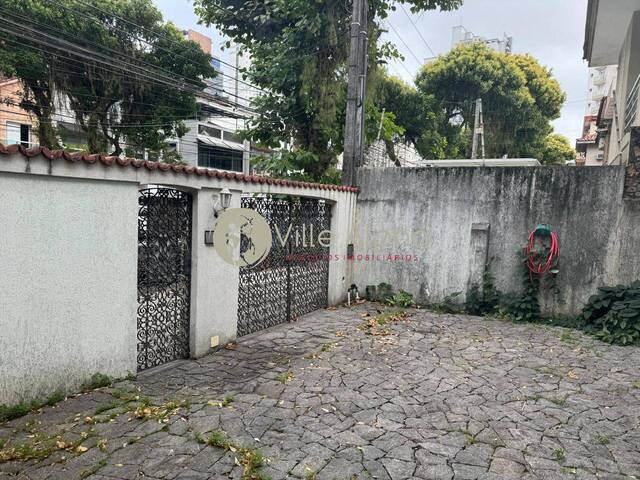 Sobrado para Venda em Santos - 4