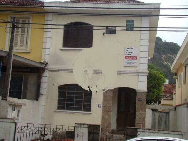 Sobrado para Venda em Santos - 2