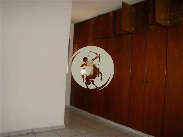 Casa para Venda em Santos - 2