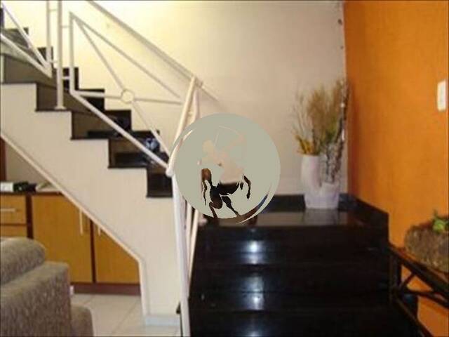 Sobrado para Venda em Santos - 4