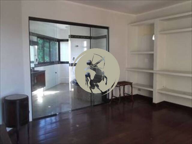 #1966 - Casa para Venda em Santos - SP