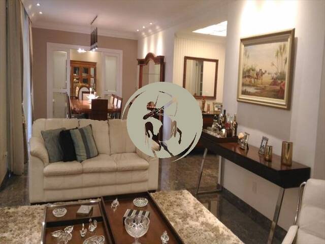 #2056 - Apartamento para Venda em Santos - SP