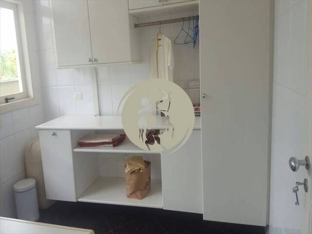 Casa para Venda em Santana de Parnaíba - 4