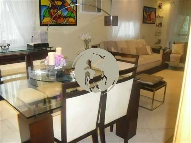 Apartamento para Venda em Santos - 2