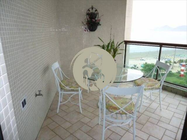 Apartamento para Venda em Santos - 4