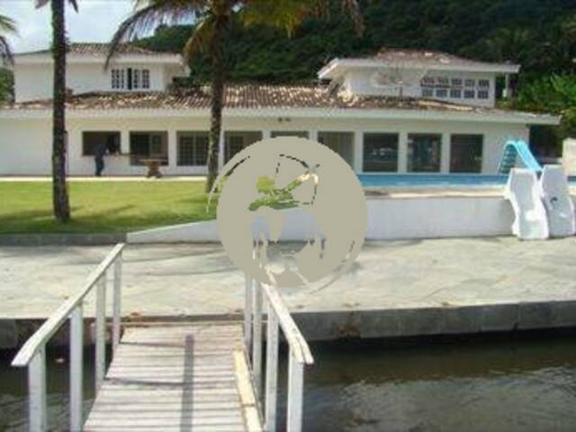 Casa para Venda em Guarujá - 4