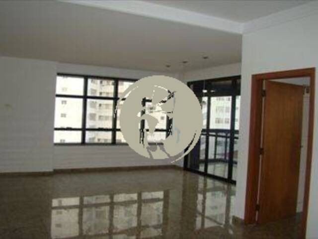 Apartamento para Venda em Santos - 2