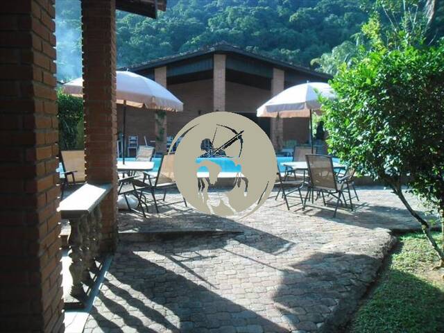 Casa para Venda em Guarujá - 3