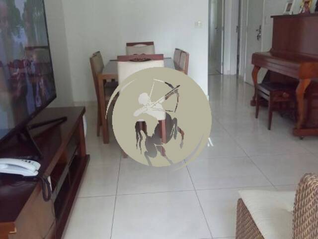 #3317 - Apartamento para Venda em Santos - SP