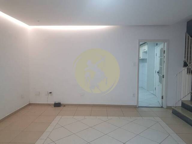 Casa para Venda em Santos - 2