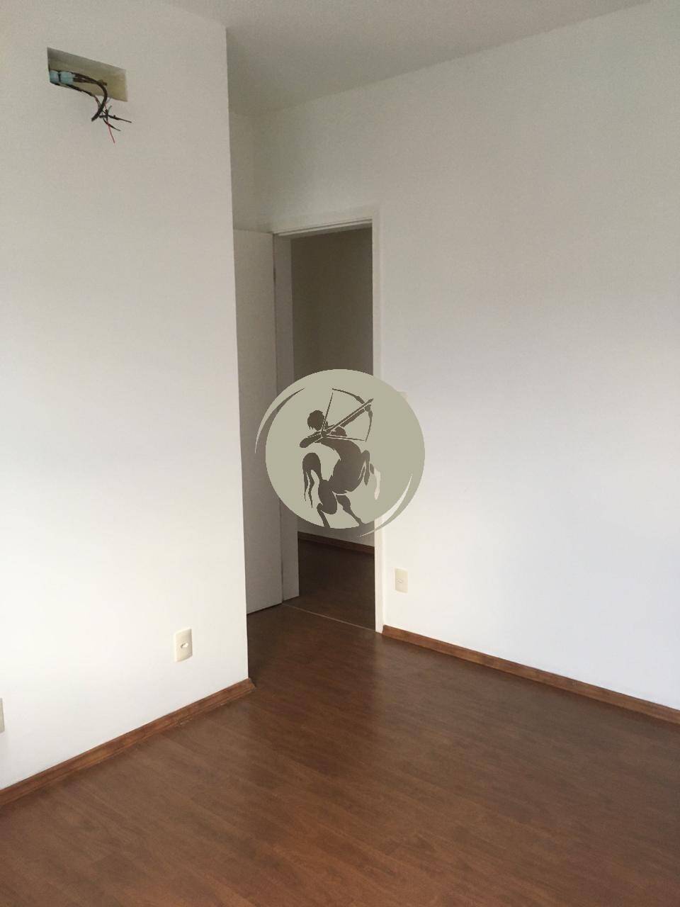 Apartamento à venda com 4 quartos, 238m² - Foto 13