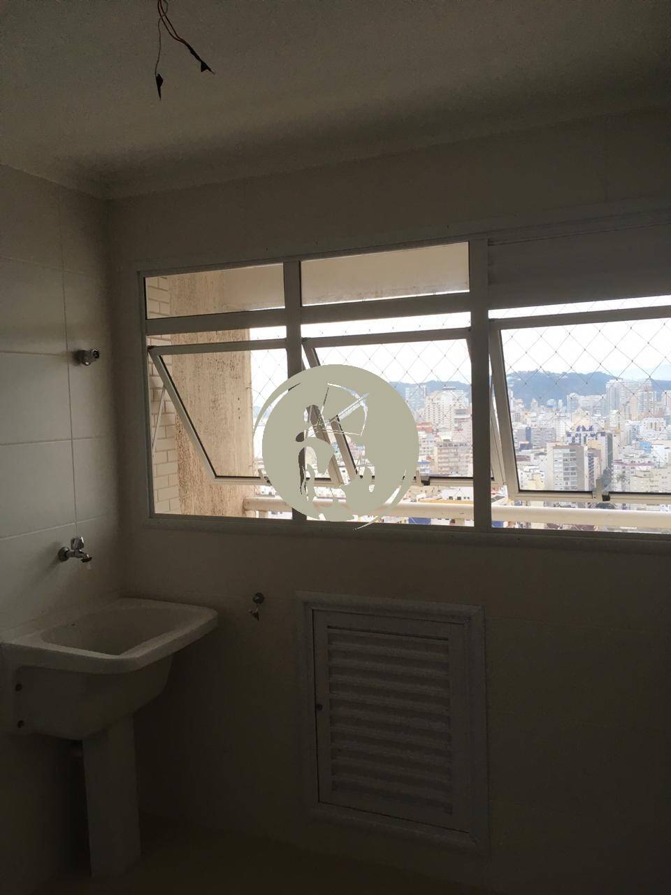 Apartamento à venda com 4 quartos, 238m² - Foto 18