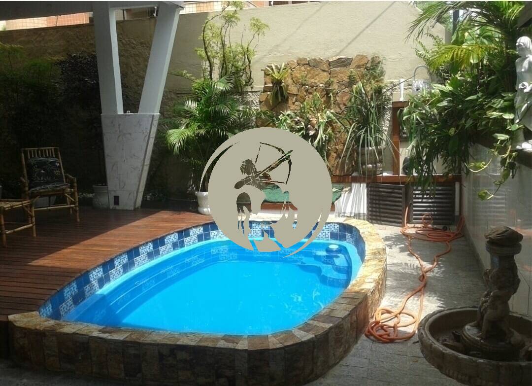 Casa, 3 quartos, 264 m² - Foto 1