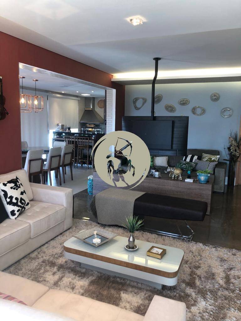 Apartamento, 3 quartos, 246 m² - Foto 1