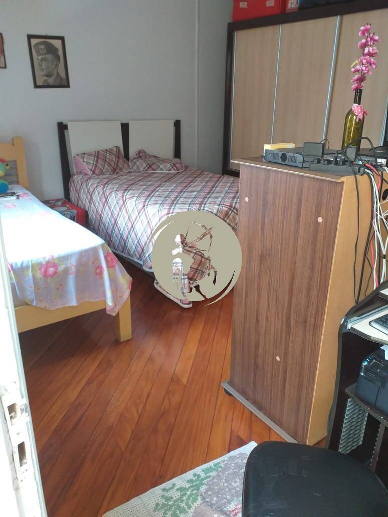 Sobrado à venda com 3 quartos, 105m² - Foto 4