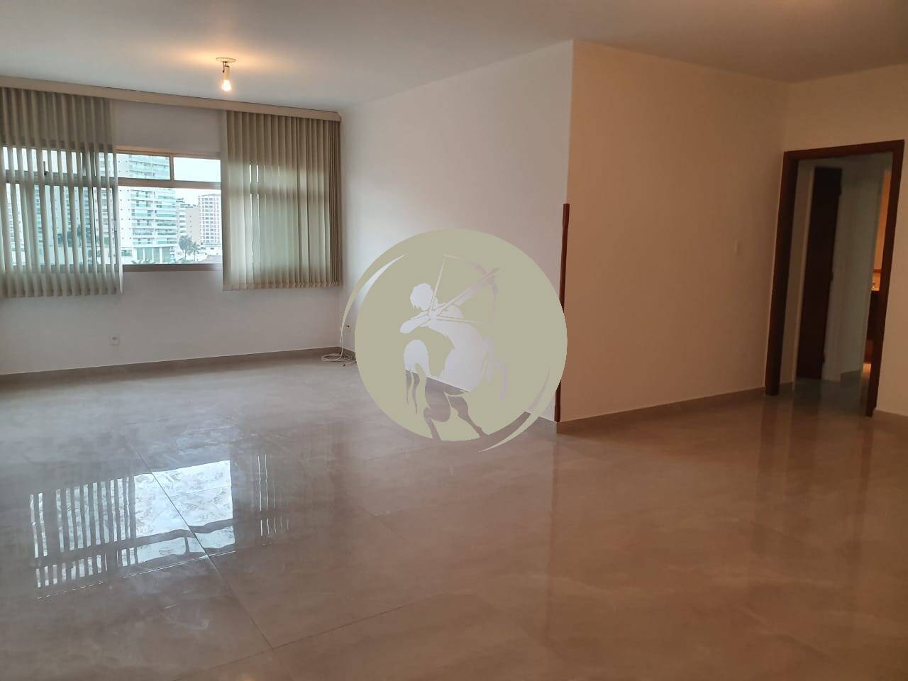 Apartamento, 3 quartos, 180 m² - Foto 1