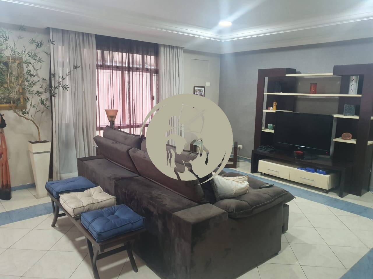 Casa, 3 quartos, 180 m² - Foto 1